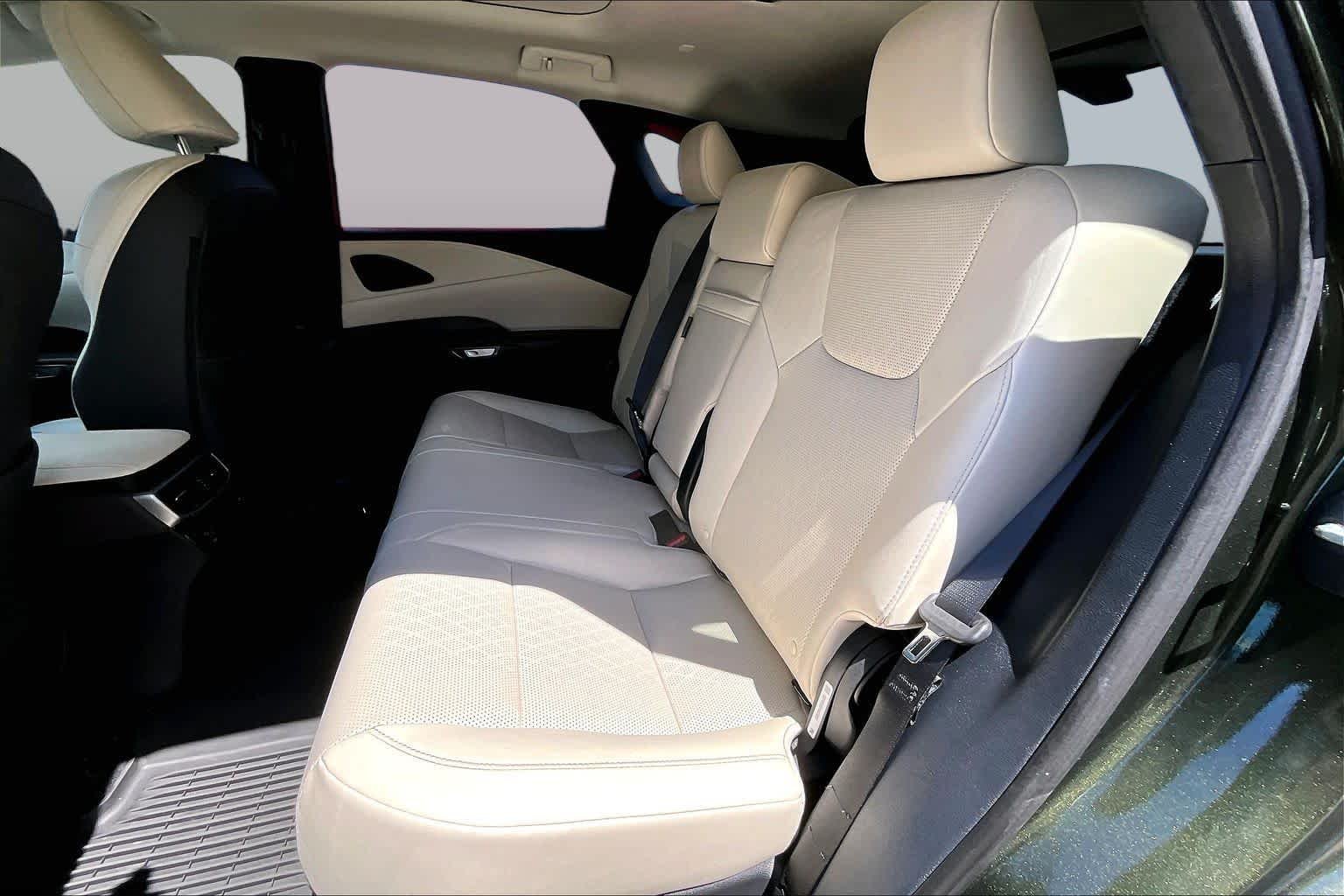 Certified Used 2023 NORI GREEN PEARL Lexus Premium Plus image 21