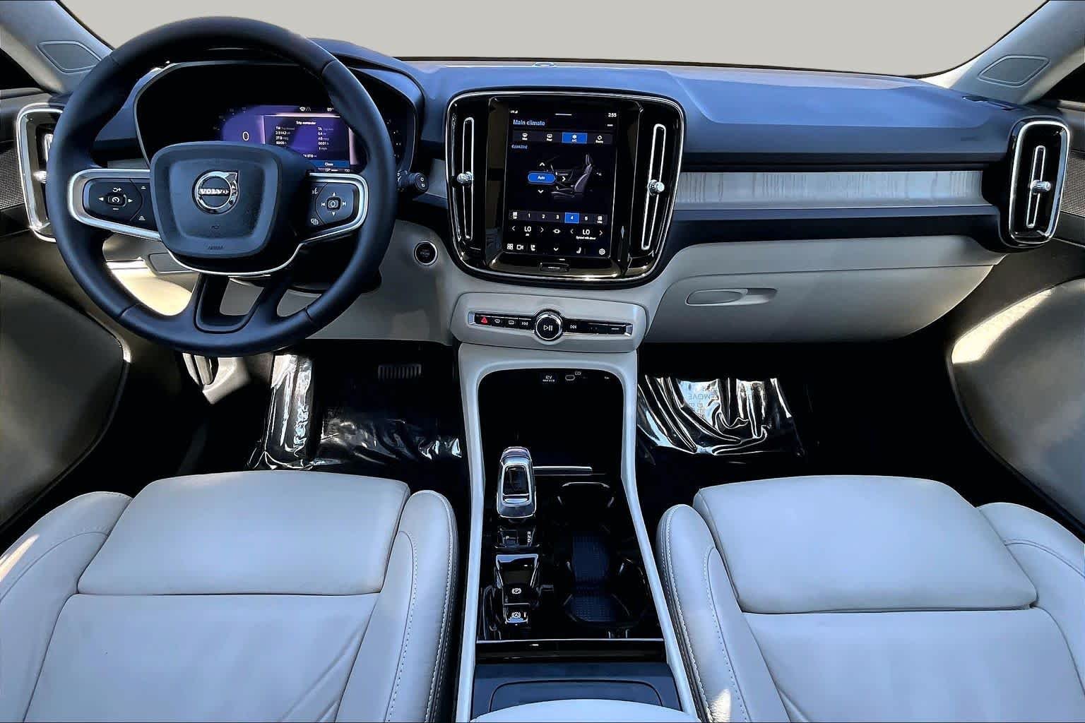 Used 2023 Silver Dawn Metallic Volvo Plus Dark Theme image 16