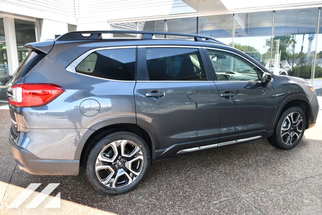 Used 2026 Gray Subaru Limited image 8