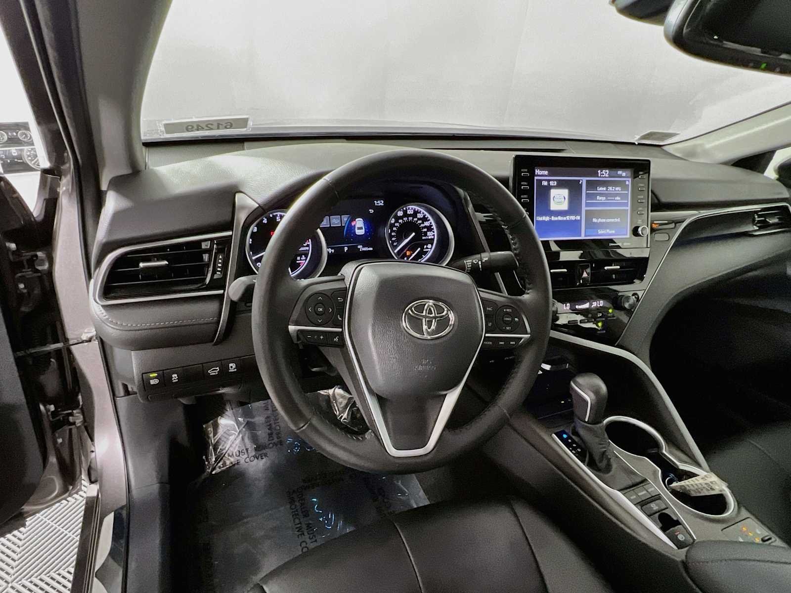 Used 2023 Predawn Gray Mica Toyota XLE image 11