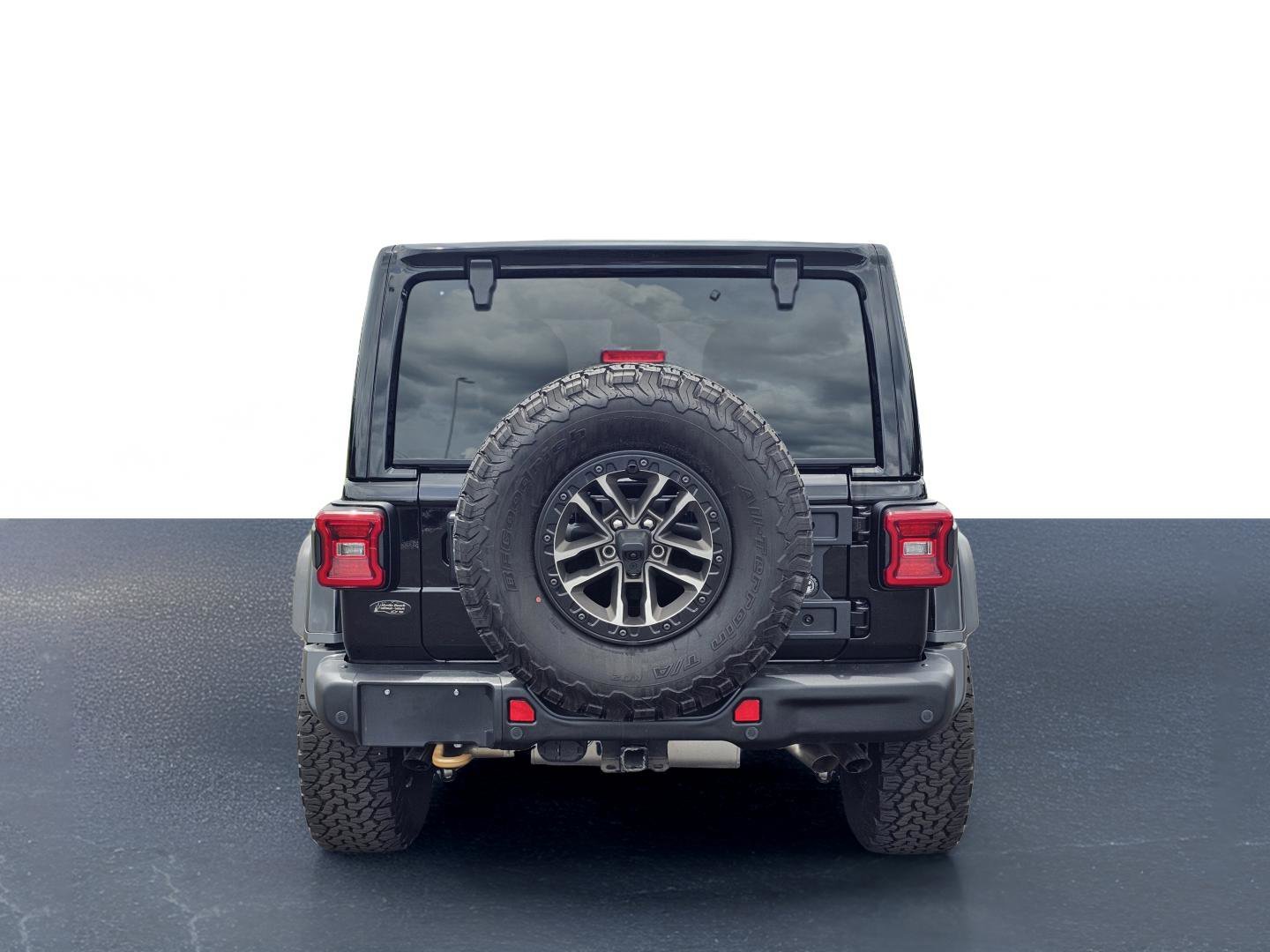 Used 2024 Black Clearcoat Jeep Rubicon 392 image 13
