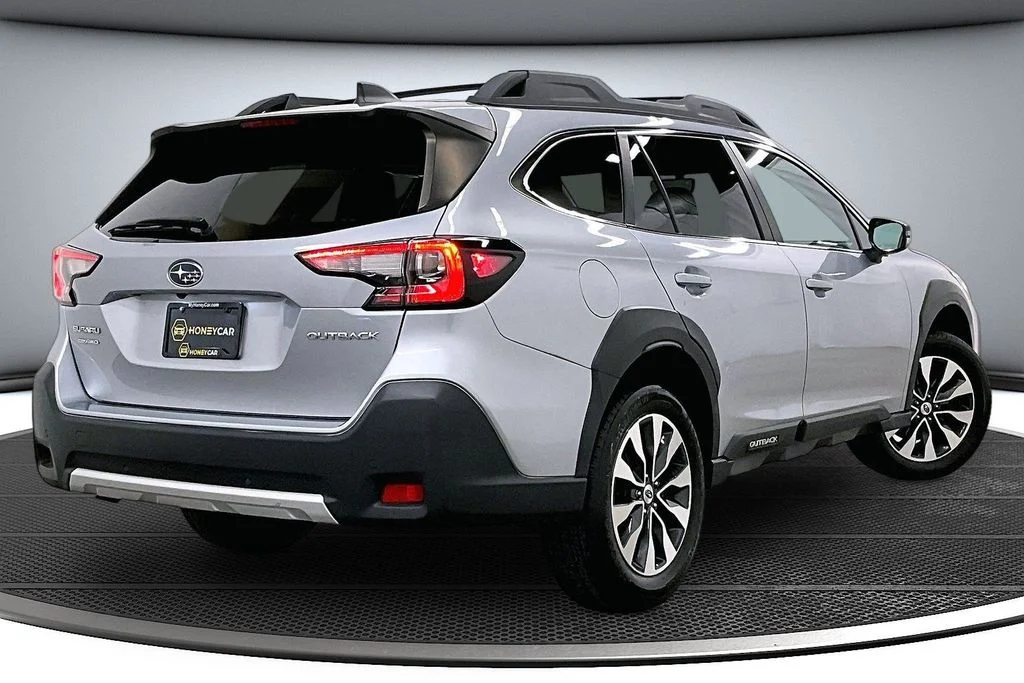 Used 2023 Silver Subaru Limited image 6