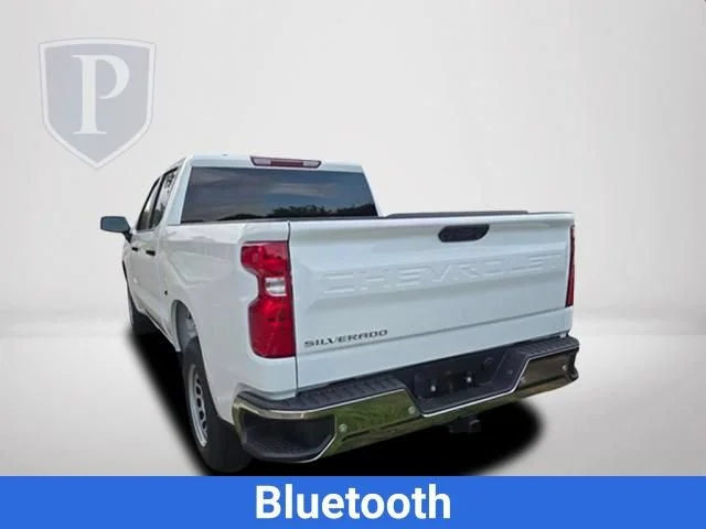 New 2026 Summit White Chevrolet WT image 8