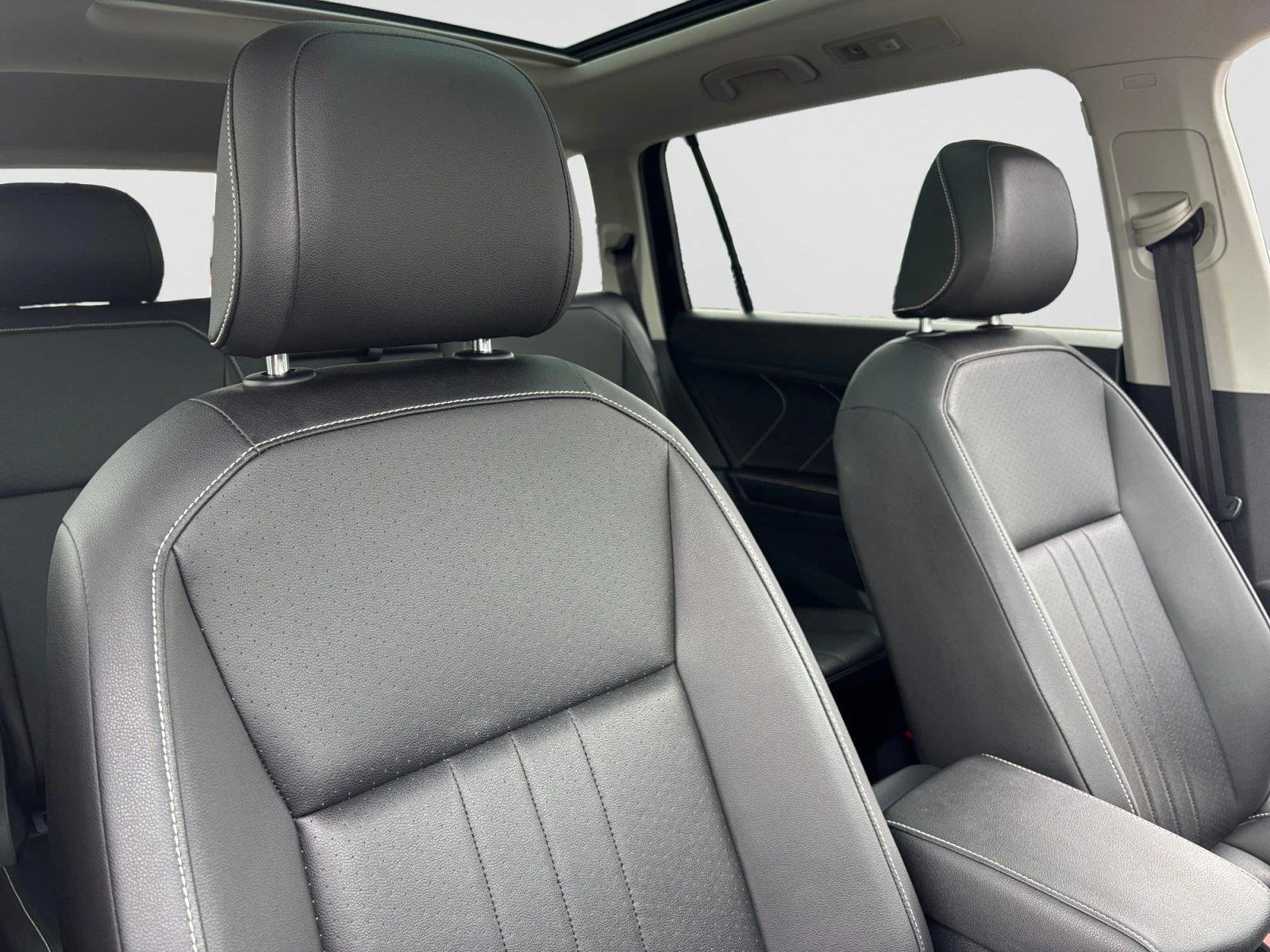 2023 Volkswagen Tiguan SE - Photo 53