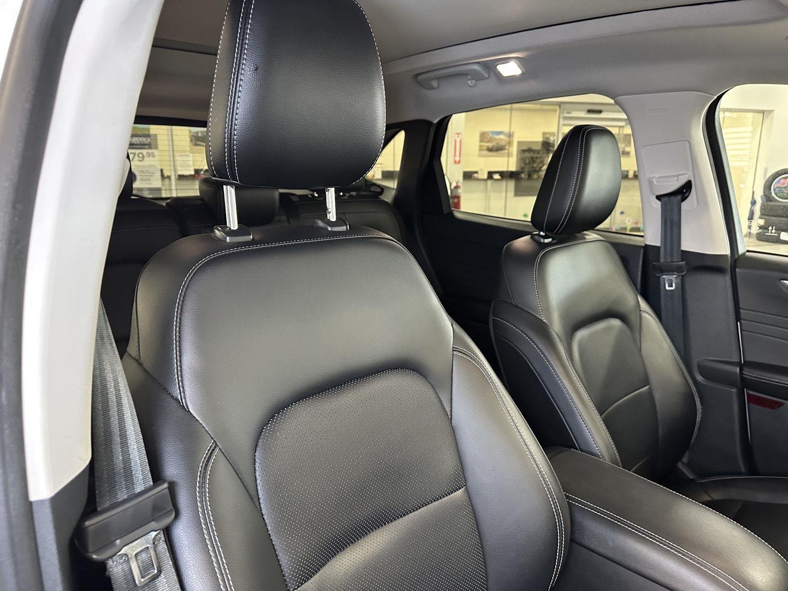 Used 2021 Star White Metallic Tri-Coat Ford Titanium Hybrid image 18