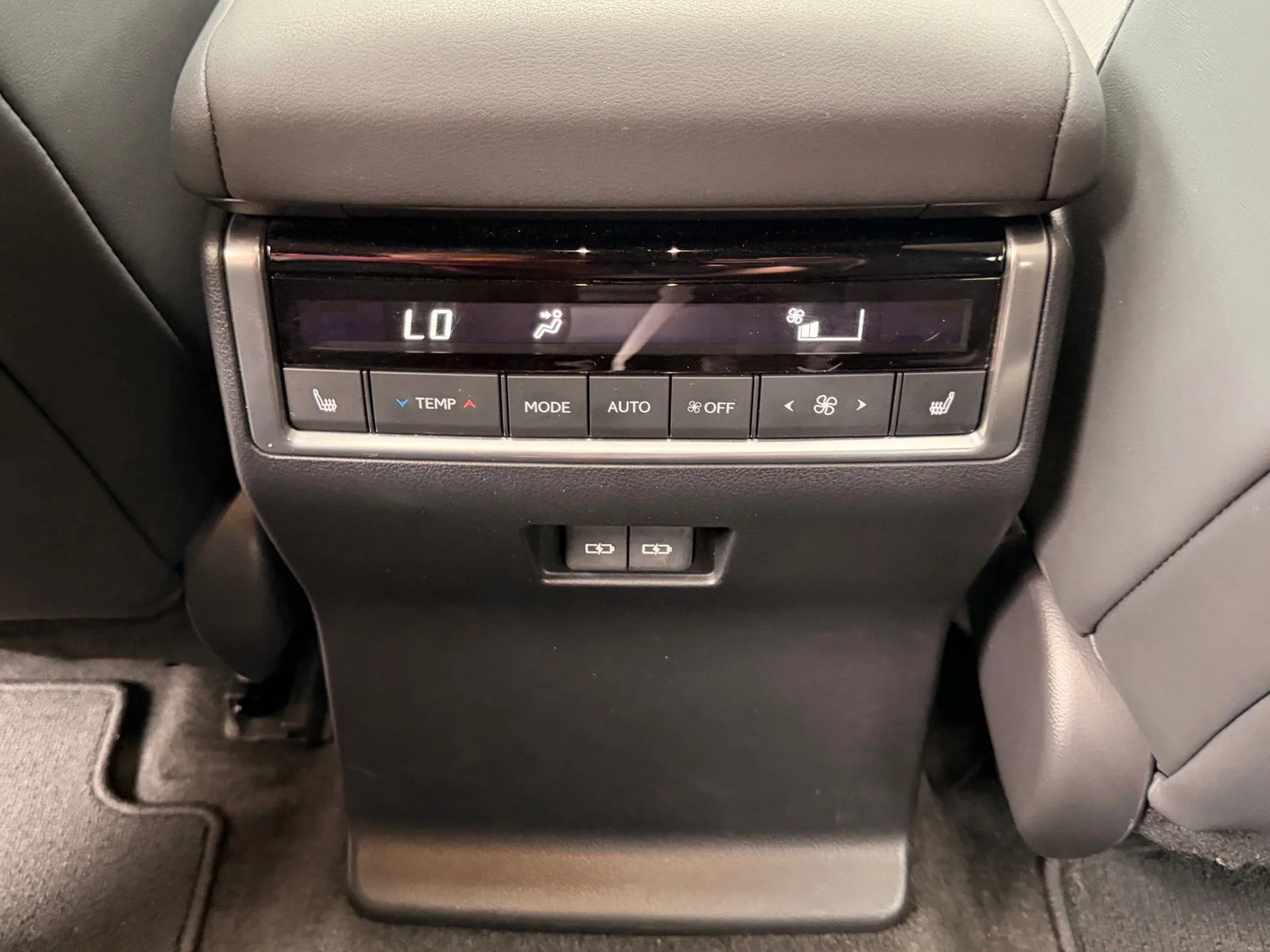 Used 2024 Incognito Lexus 550 Premium+ image 16