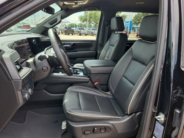 2026 Chevrolet Suburban Premier - Photo 20