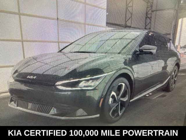 Used 2023 Green Kia GT-Line image 1