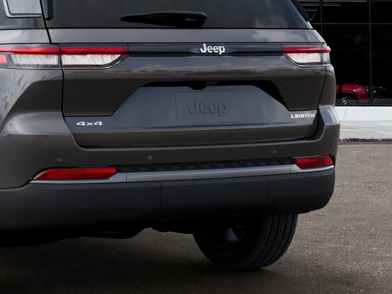 New 2026 Baltic Gray Metallic Clear-Coat Exterior Paint Jeep Limited image 39