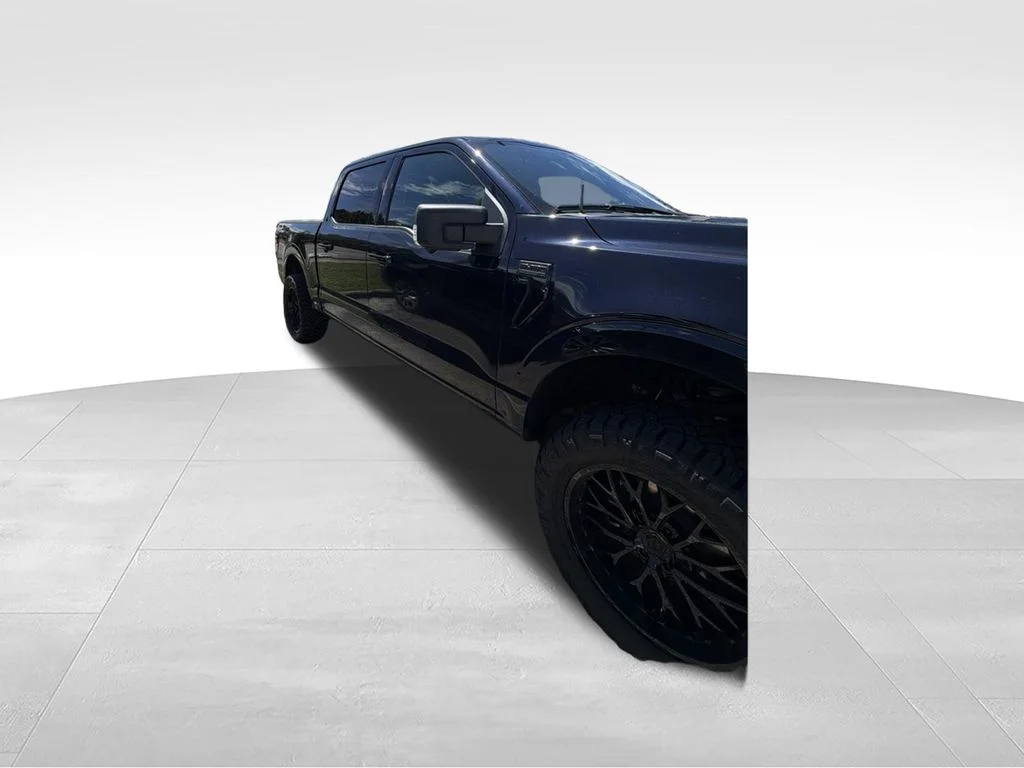Used 2024 Blue Ford XLT image 5