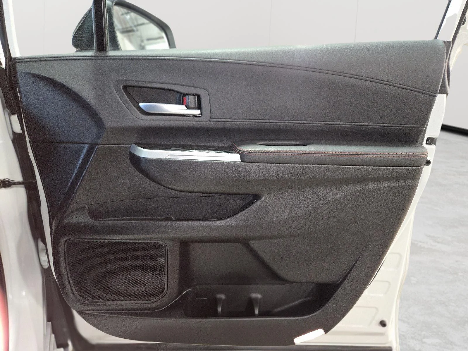 Used 2026 Ice Cap Toyota XSE image 58
