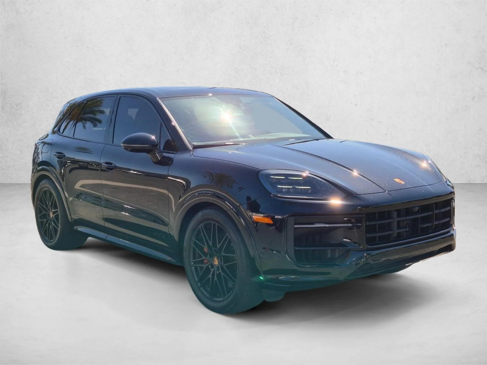2025 Porsche Cayenne GTS - Photo 3