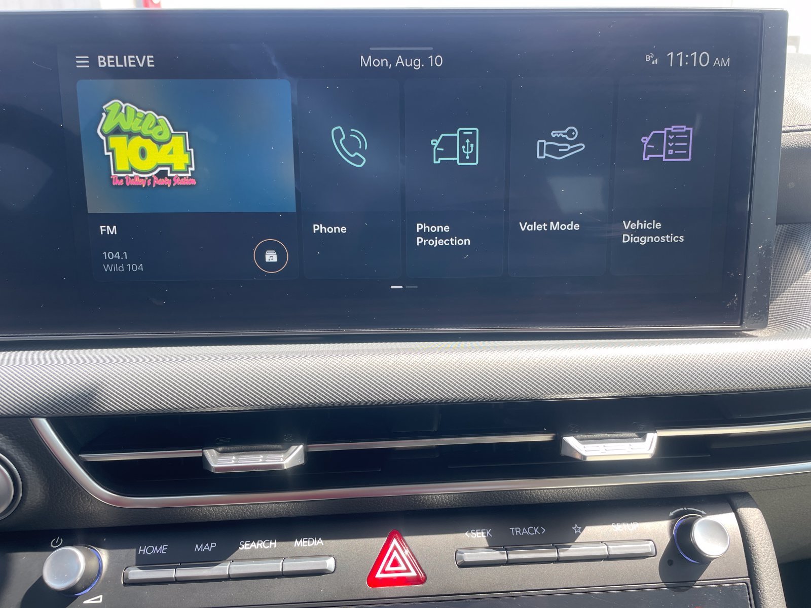 Used 2024 Gray Hyundai SEL image 16