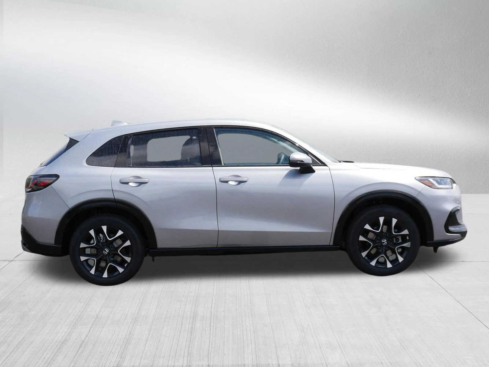 New 2027 Solar Silver Metallic Honda EX-L image 8