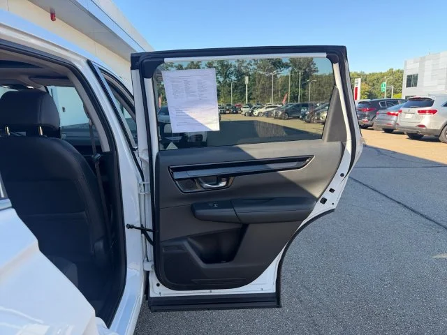 Certified Used 2025 White Honda EX-L image 38