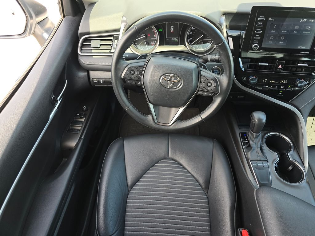 Used 2023 White Toyota SE image 17