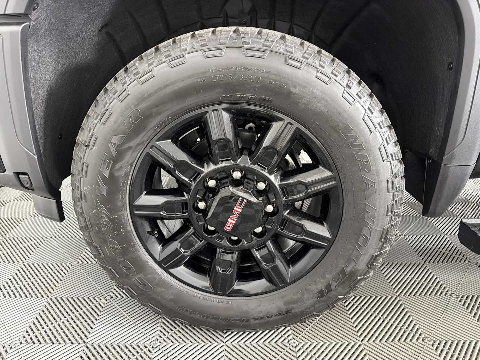 2026 GMC Sierra 2500HD AT4 - Photo 9