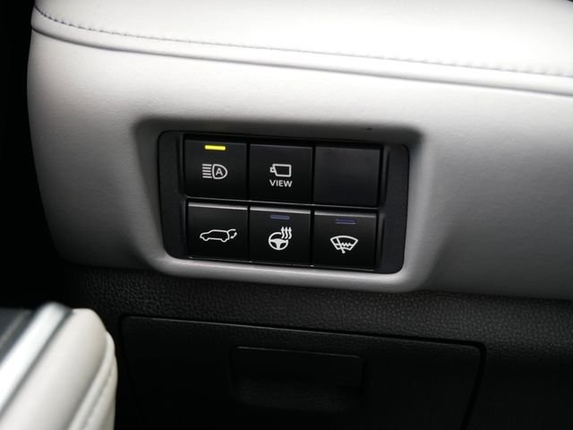 Used 2021 Midnight Black Metallic Toyota Platinum image 20