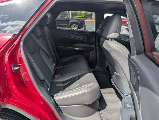 Used 2025 Red Lexus 350 image 17
