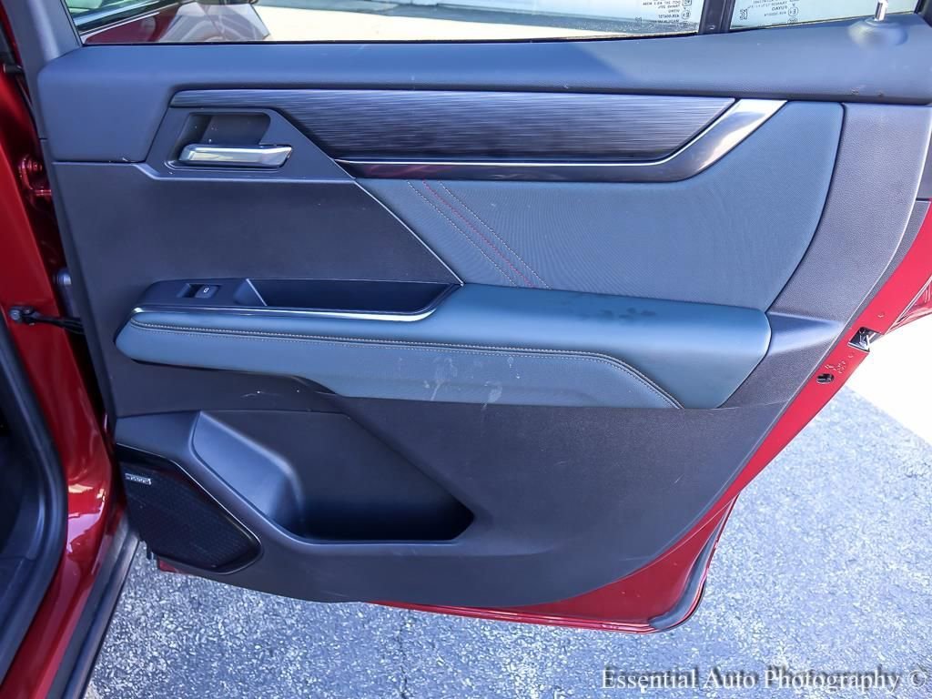 2024 GMC ACADIA - Image 29