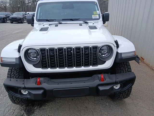 New 2026 Bright White Clear-Coat Exterior Paint Jeep Rubicon image 13
