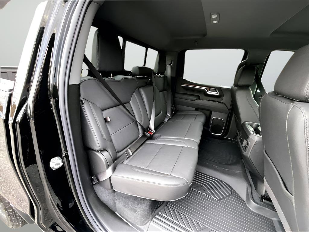 New 2026 Chevrolet Silverado 1500 LT 4D Crew Cab