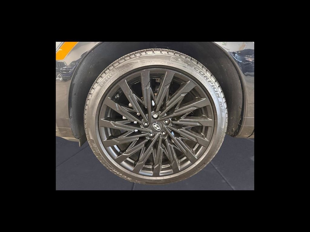 Used 2025 Gray Hyundai Calligraphy image 10