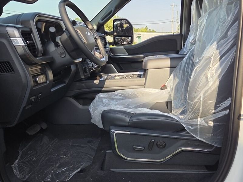 New 2026 Star White Metallic Tri-Coat Ford F-350® Platinum® image 5