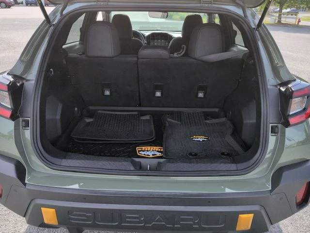 Used 2024 Green Subaru Wilderness image 31