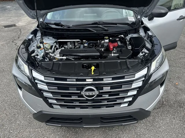 Used 2025 Silver Nissan S image 29