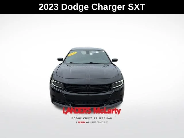 Used 2023 Black Dodge SXT image 3
