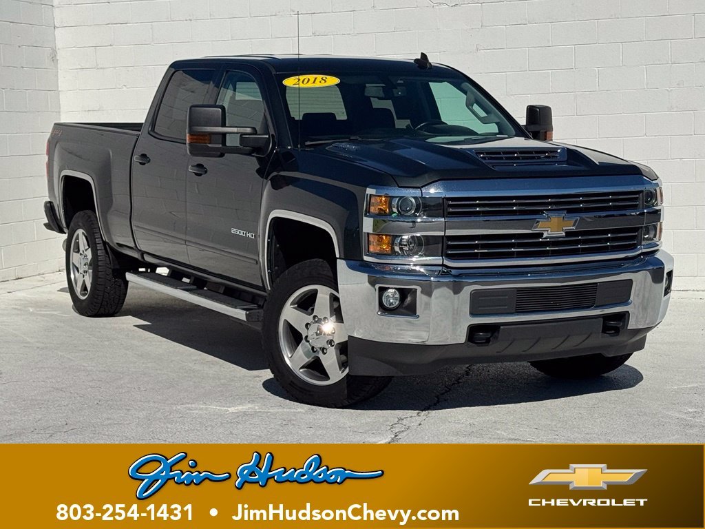 Used 2018 Gray Chevrolet LT image 1