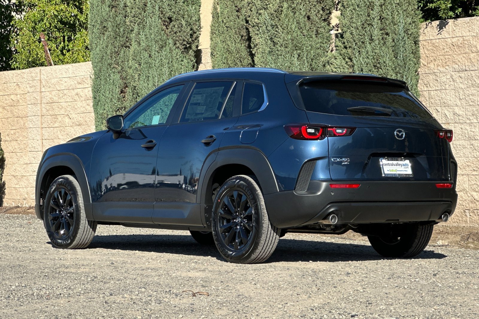 2026 Mazda CX-50 2.5 S Preferred photo 3