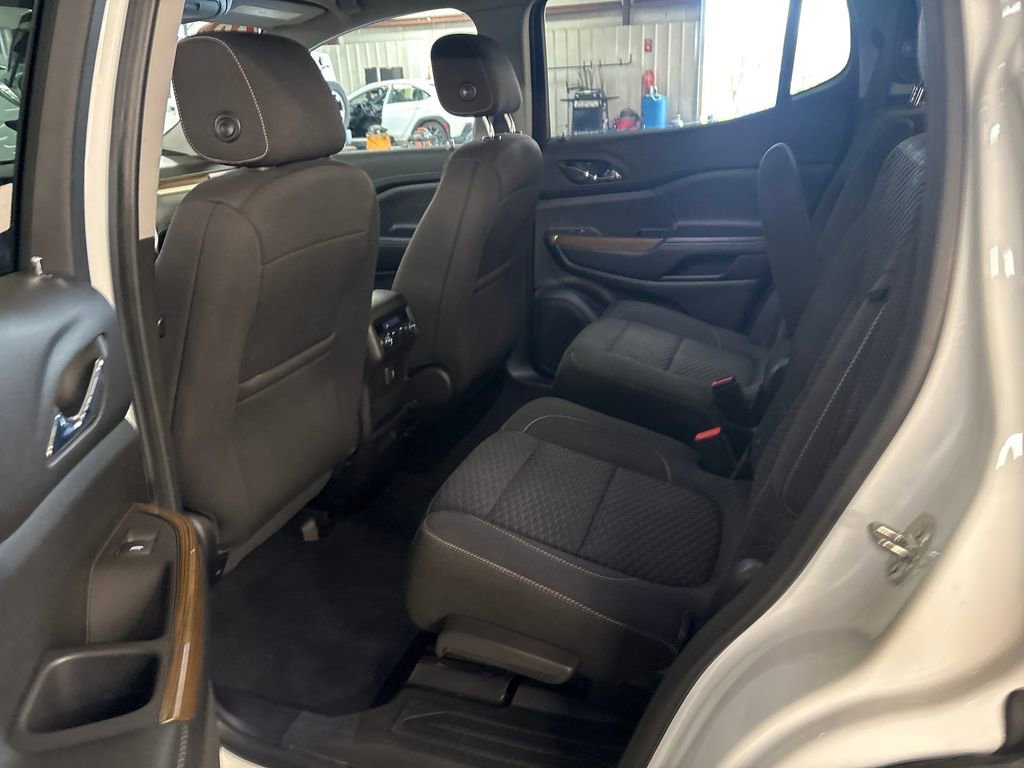 Used 2019 SUMMIT WHITE GMC SLE image 27