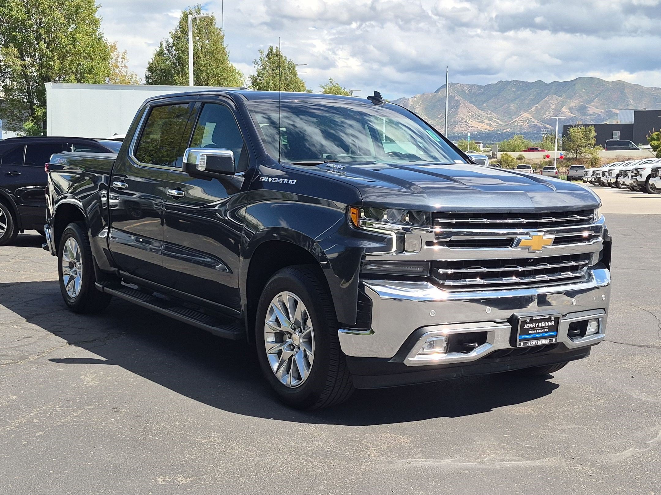 Used 2021 SHADOW GRAY METALLIC Chevrolet LTZ image 7