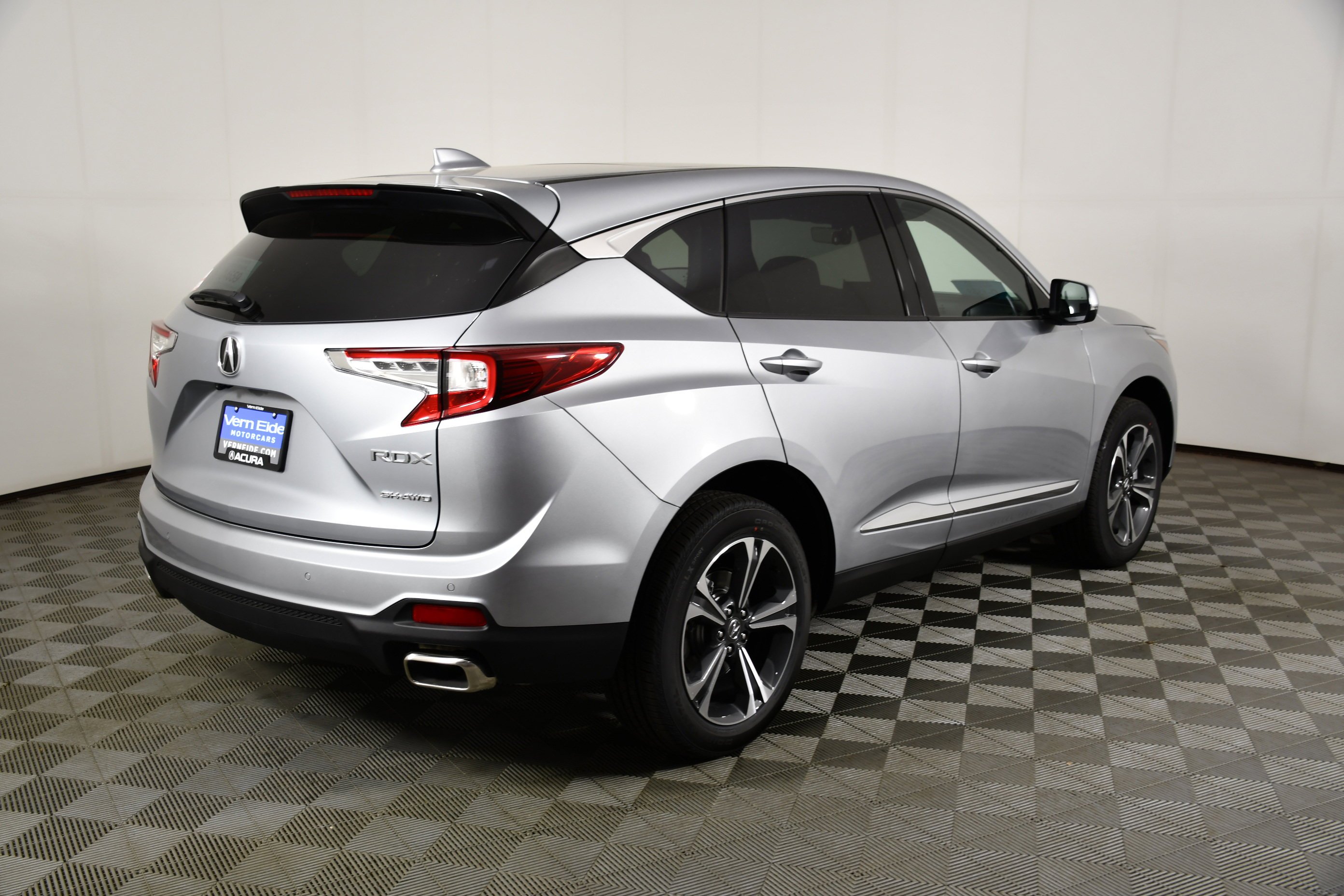 New 2026 Solar Silver Metallic Acura w/Technology Package image 6