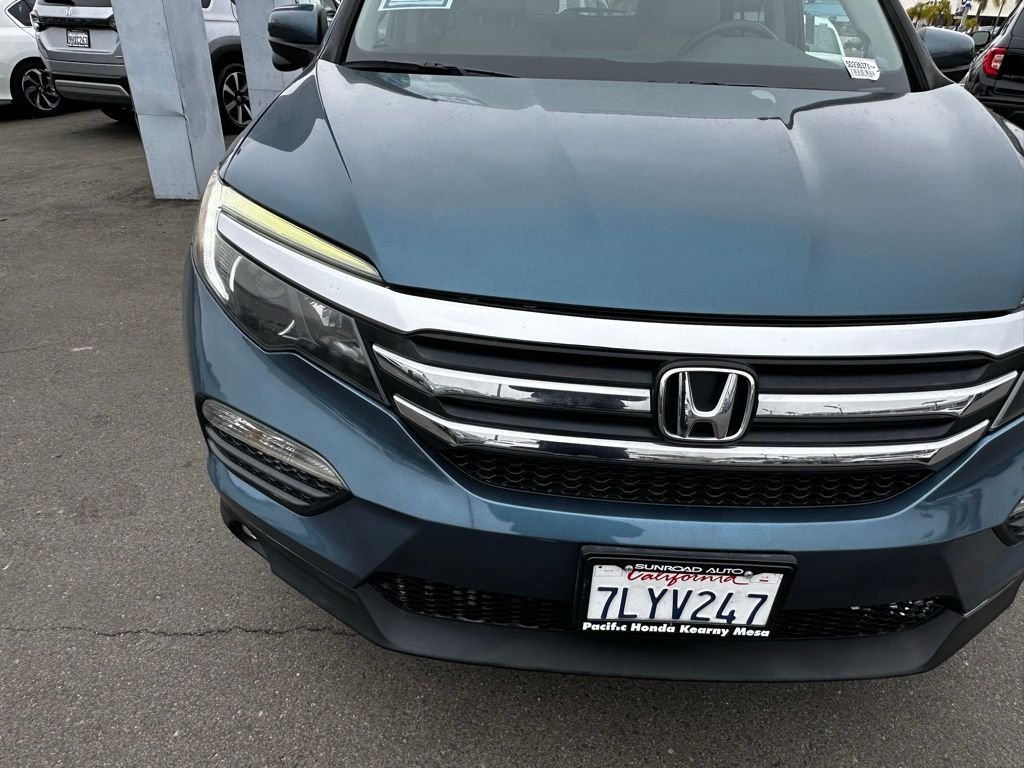Used 2016 Blue Honda EX image 4