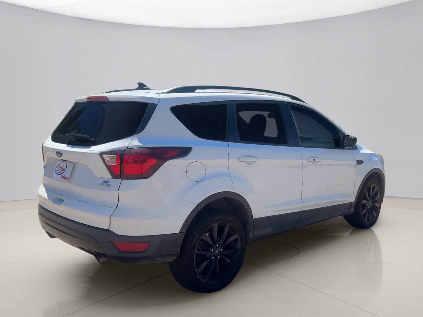 Used 2019 White Ford SE image 5