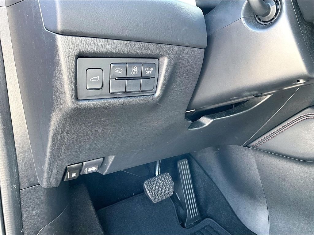 Used 2025 Gray Mazda 2.5 S Carbon Edition image 30