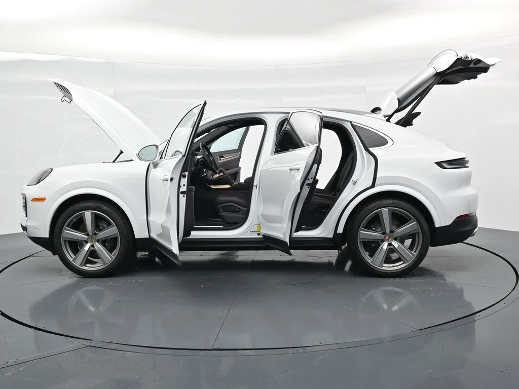 New 2026 White Porsche  image 28