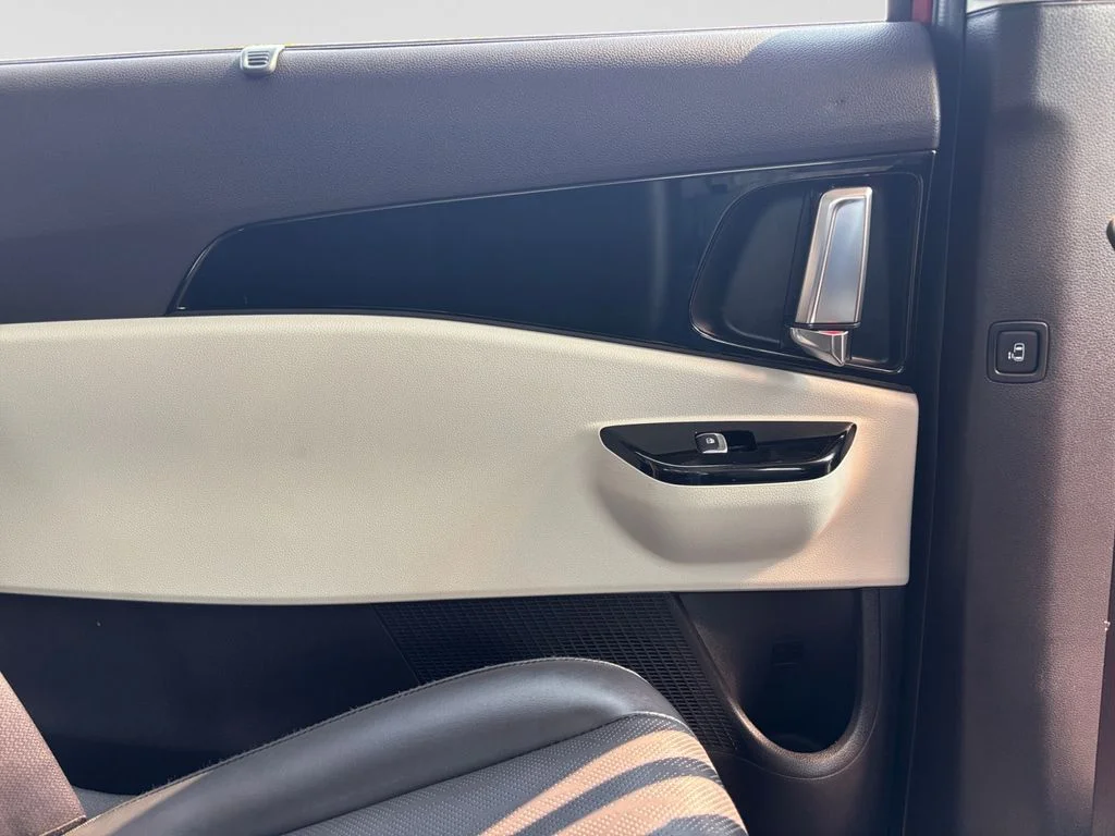 Used 2022 Red Kia SX image 46
