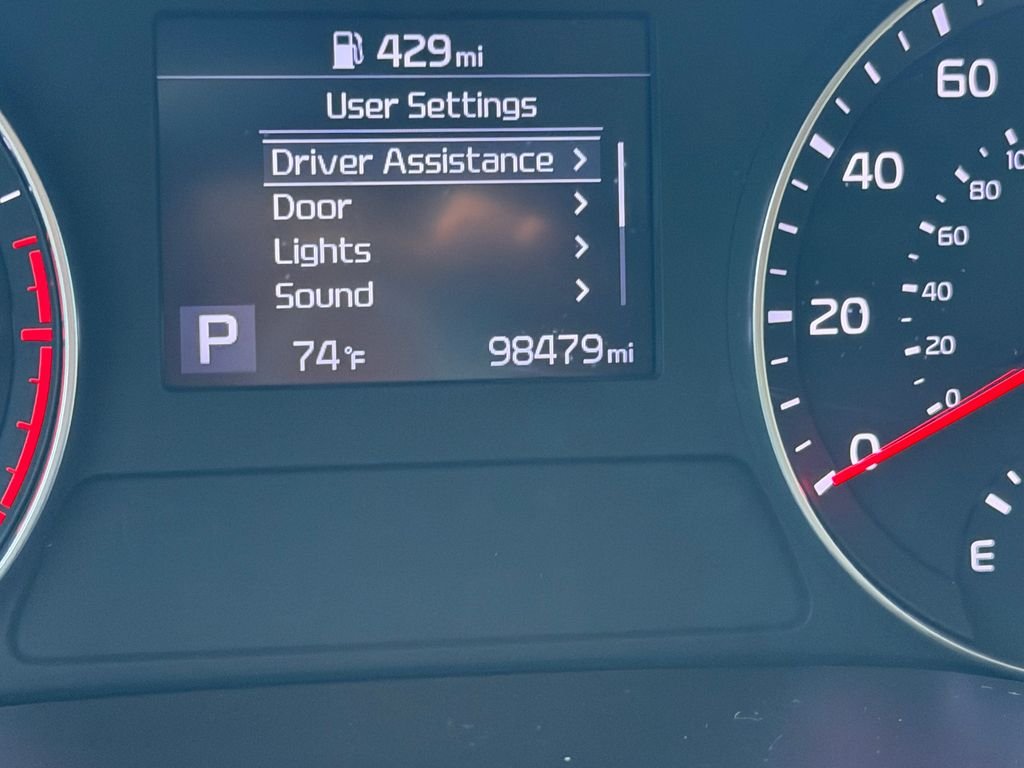 Used 2021 Black Kia LXS image 17