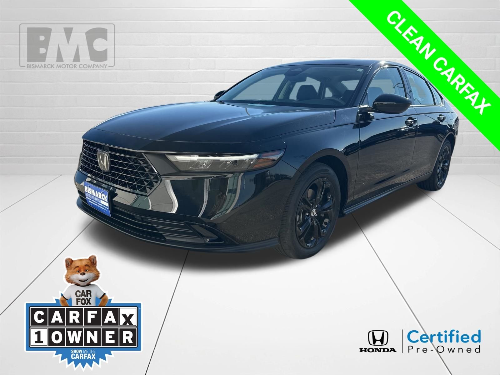 Certified Used 2025 Black Honda SE image 1