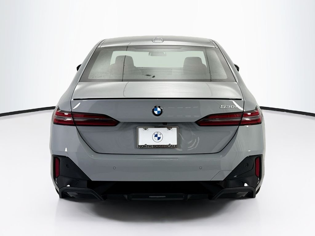New 2027 Gray Metallic BMW 530i image 6