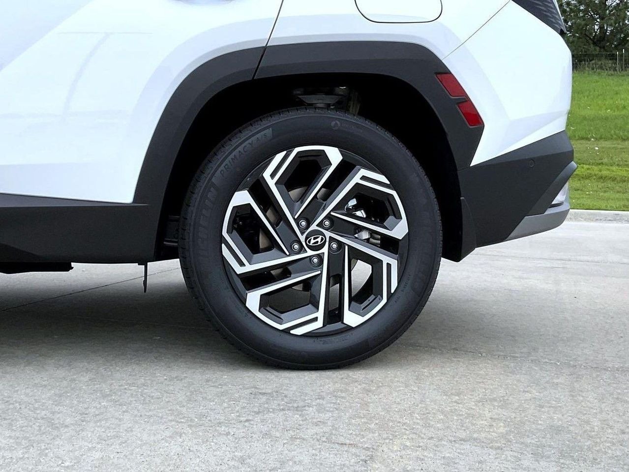 New 2026 White Hyundai Limited image 23