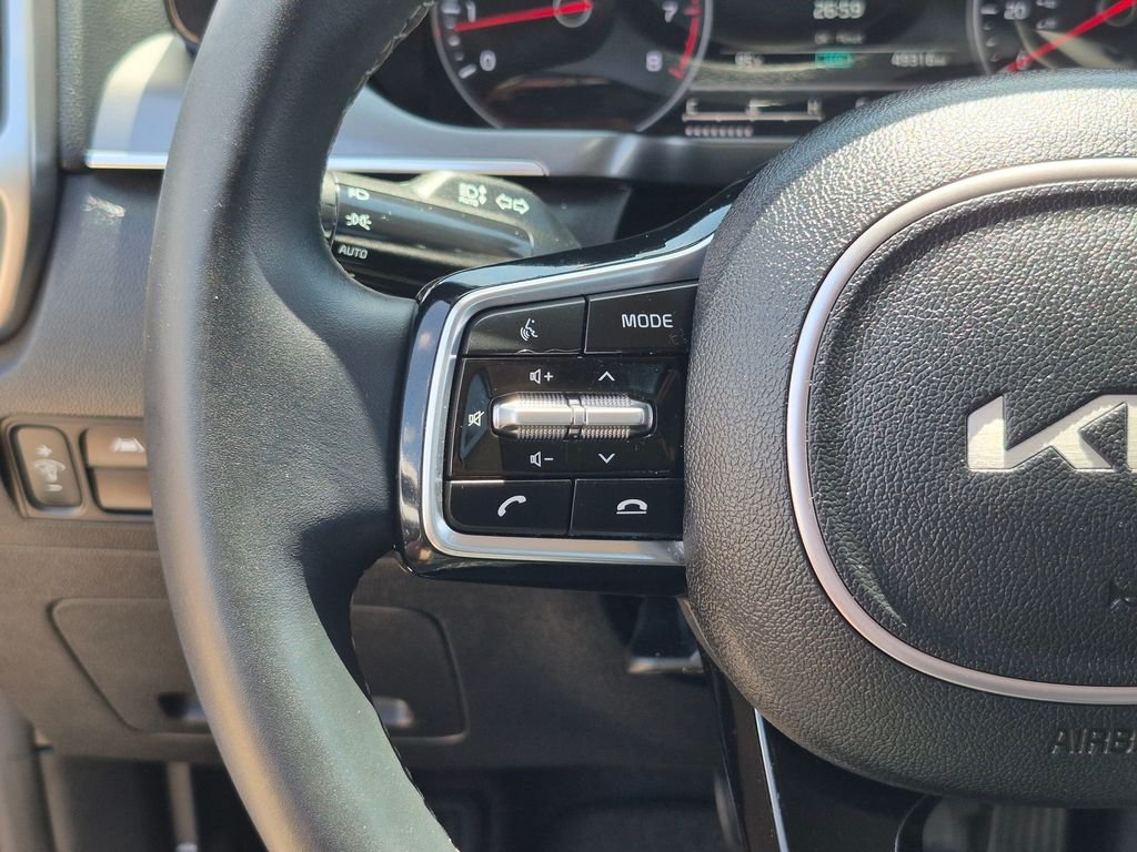 Used 2023 Gray Kia S image 18