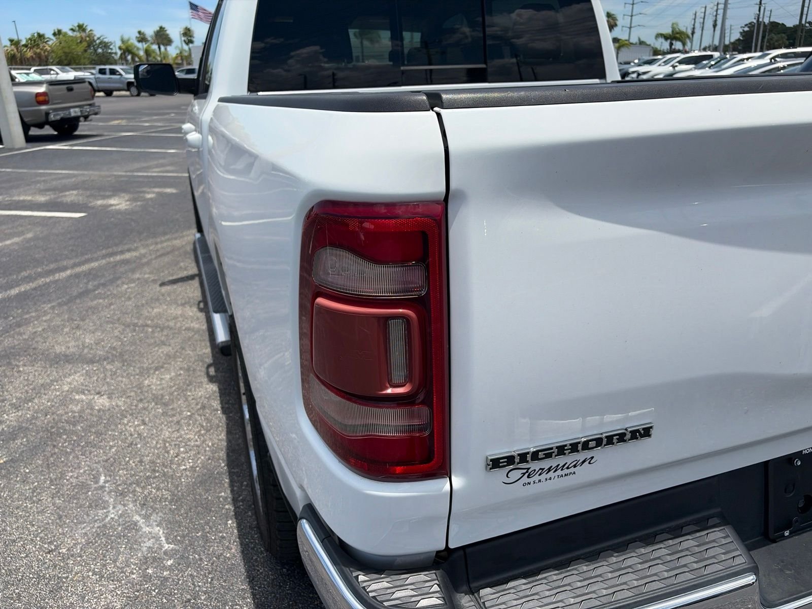 Used 2022 White Ram Big Horn/Lone Star image 18
