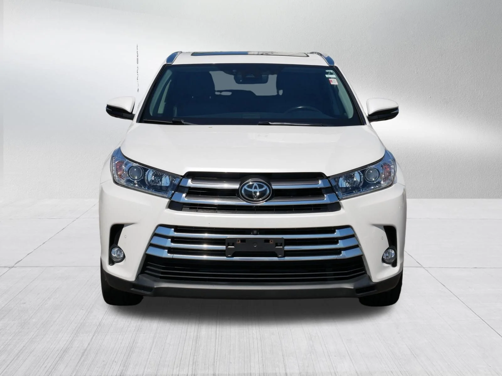 Used 2017 Blizzard Pearl Toyota Limited Platinum image 2