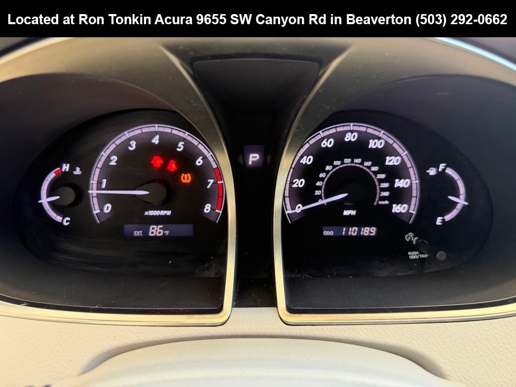 Used 2011 Classic Silver Metallic Toyota Base image 19