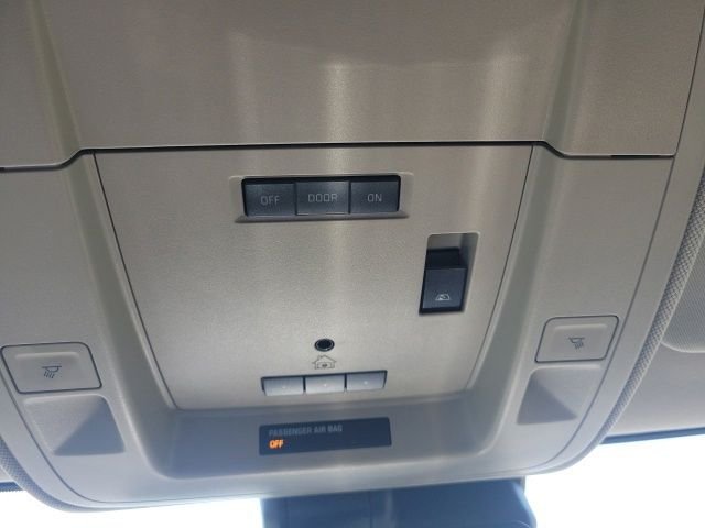 Used 2018 Black Chevrolet LTZ image 12